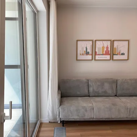 Okrzei - Center Via Pedestrian Bridge Varsovia