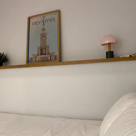 Apartamento Okrzei - Center Via Pedestrian Bridge *