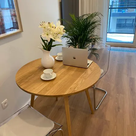 Apartmán Okrzei - Center Via Pedestrian Bridge Varšava